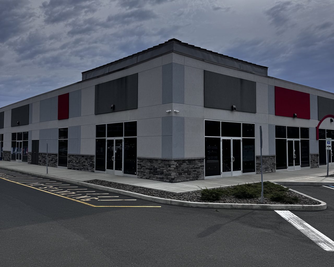 Middletown Plaza — completed commercial building exterior in Middletown, NY